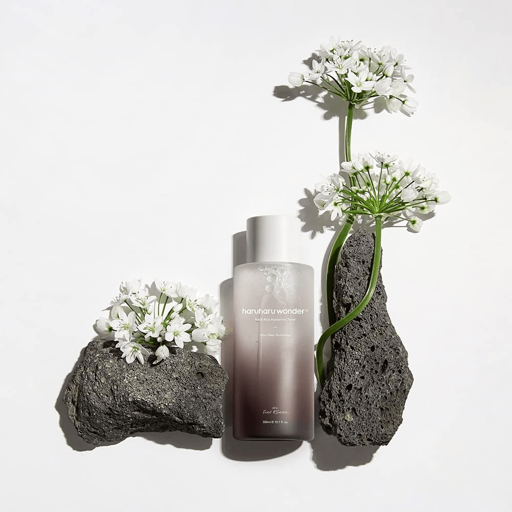 Haruharu Wonder Black Rice Hyaluronic Toner