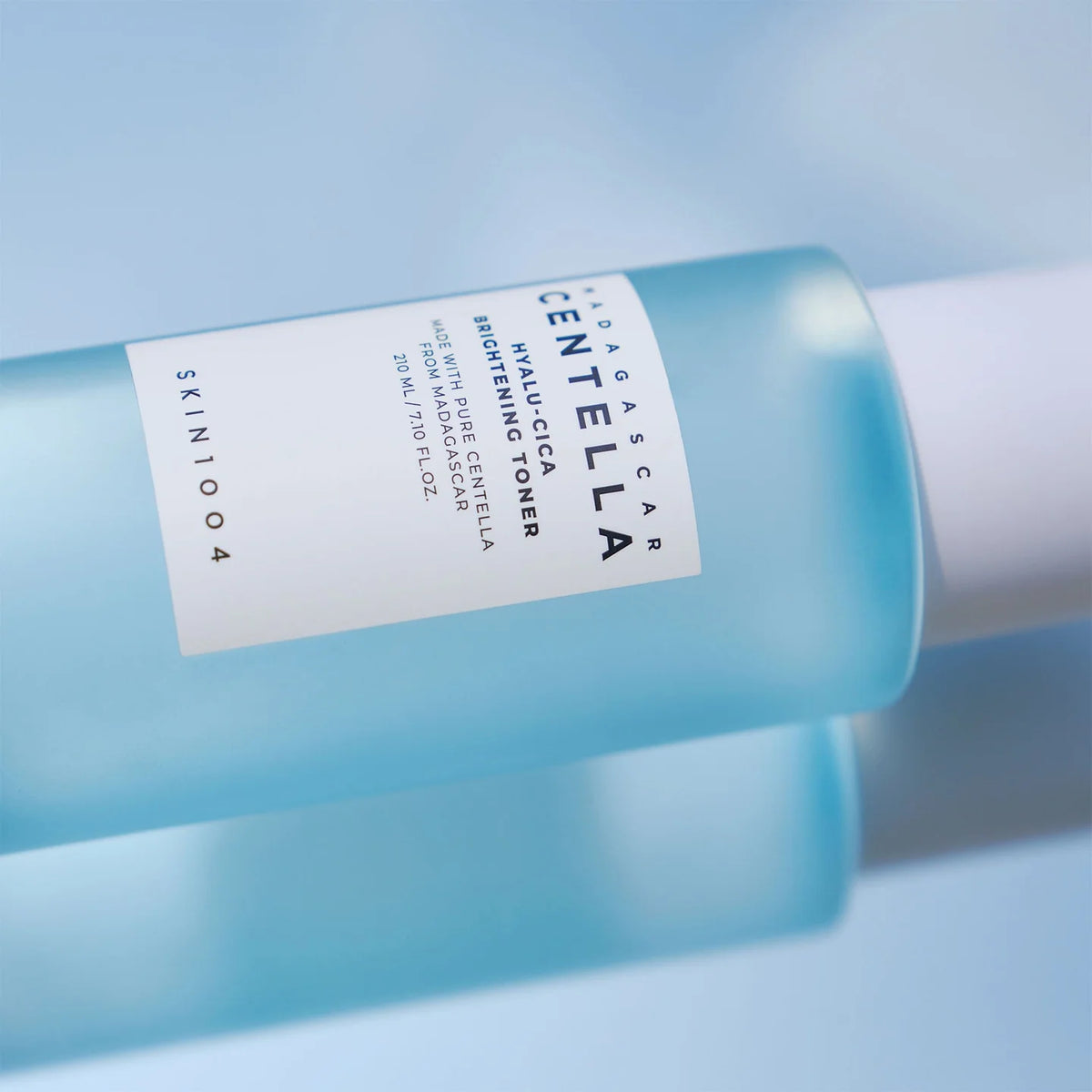 Skin1004 Madagascar Hyalu-Cica Brightening Toner 210ml